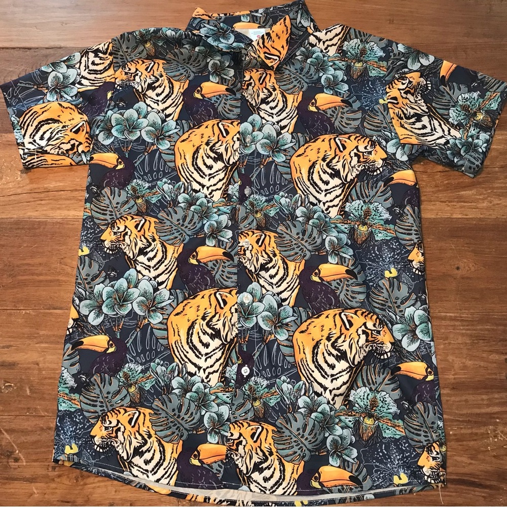 Polyester and Spandex Tiger Hawaiian Shirt